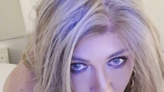 Unbelievable POINT OF VIEW SUCKY-SUCKY from hotttt trans female