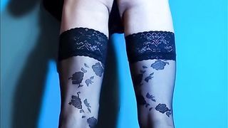 butt, gams and high high-heeled shoes slideshow