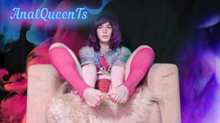 femboy flashes her sensitive gams massages them with a brush and gropes them with grease