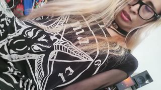 I saved Saki from henshin emergence, then I found out that she was a trans chick, so I plumbed her