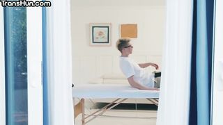 TRANSHUN - Smallboobs TRANSSEXUAL stunner 3way fuckin' dicksucking females