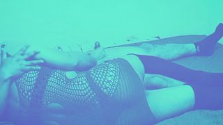 me tiro a esta travesti que estaba esquisita me le hice duro