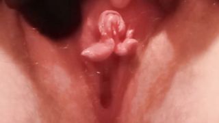 FTM masturbating and splooging (very first time) his Nub-schlong