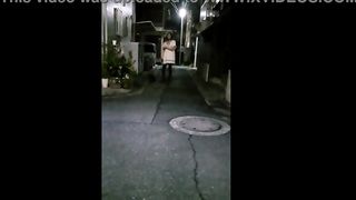 [Momiji Akane] Pervy crossdressing walk