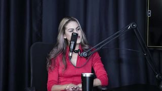 She chatted about choosing her name, having a sexual disorder and receiving threats and many hate comments for being trans - Sofie Manstick (Ts) (SHEER/CRIMSON)