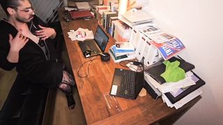 کون دادن دوس دارم - تنهایی تو دفتر کارم