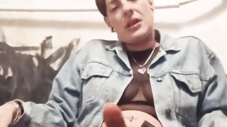 Du bist Father's kleine Schlampe und Dauer - Maulfotze ;)