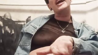 Du bist Father's kleine Schlampe und Dauer - Maulfotze ;)