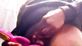 Mischievous FTM drains his yam-sized Tdick an plays with his vibro