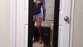 Cd tramp waiting for parent