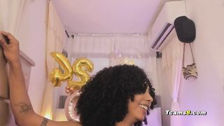 Ebony sissy trap fuck guy mouth