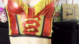 Te masturbo con mis uñas largas, rusa, chupo, pies como regalo de navidad