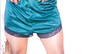 Smallest man sausage ever t-model attempt to pee on own throat by gutless hypospadias manstick