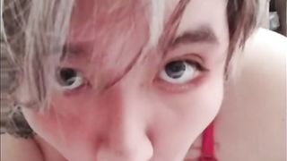 Elta de santa trans se masturba muy rico