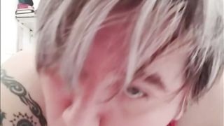 Elta de santa trans se masturba muy rico