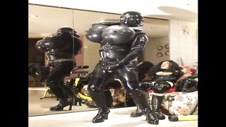 Roxina2005PervyTubeBigBoobs060405.WMV