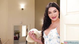 Big tits tgirl Andylynn Payne anal rides