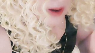 YuliyaW crossdresserdd