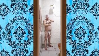 Meu Banho Gostoso Com o Pau Duro 001