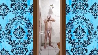 Meu Banho Gostoso Com o Pau Duro 001