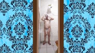 Meu Banho Gostoso Com o Pau Duro 002