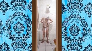 Meu Banho Gostoso Com o Pau Duro 002