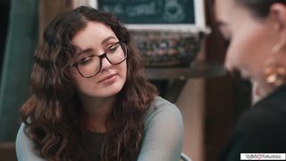 Shemale Emma Rose bangs her gf in cafe