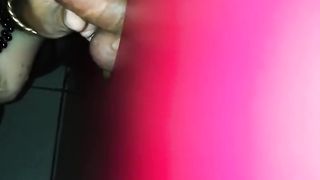 Eichel lecken am Gloryhole