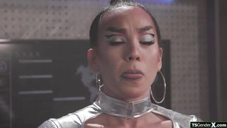 Space captain anal fucking a trans alien