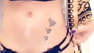 Good-Sized arse damsel shagging her bf rear end