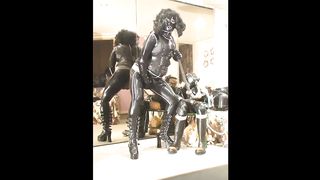 Roxina2006LatexDollMasturbaXL.WMV