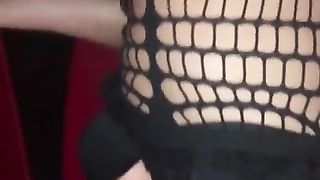 Monstrous Knob heads inwards me