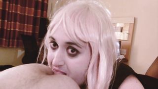 Lengthy SUCKY-SUCKY and asslick from first-timer super-bitch