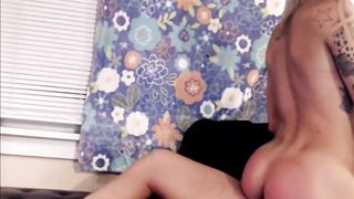 Tatted Transgirl Railing Her Fuckfriend