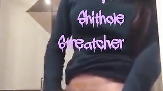 Monster sheBeef Wanking in the wc