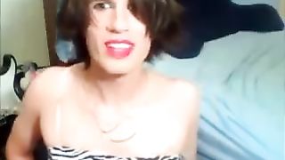 Jasey Rae is a flirty bottom