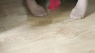 Crossdresser ClaudiaStarr takes her fake penis in butt