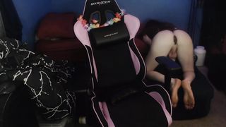 fledgling Tgirl Thick giant fuckpole on live display