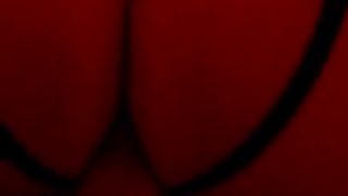 Il me la mets bien profond, avant de la faire gicler