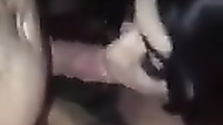 Rica mamada de hermosa shemale