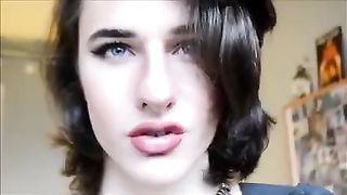 Spectacular Crossdresser Galice Make-Up Tutorial & Ultra-Cute Apparel