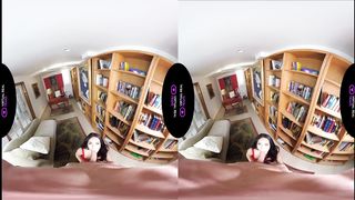 VirtualRealTrans.com - Behind his back