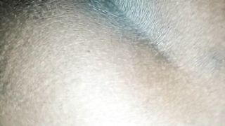 Elle veut de la piste dans le cul