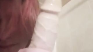 Jessica wildwood Sucks a faux-cock in the bathroom 2019Tgirl