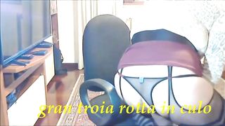 italian sissy cracked in the rump