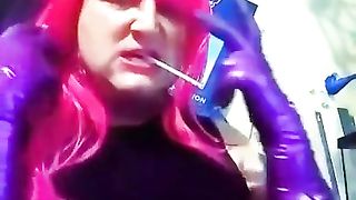 cdChloe Smoking n Railing