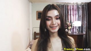 Petite Jug Ladyboy Finger-Tickling Her Appetizing Culo