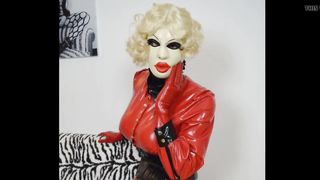 Stefanie the Spandex Woman