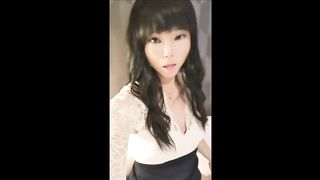 Sunmi screws  a bunch