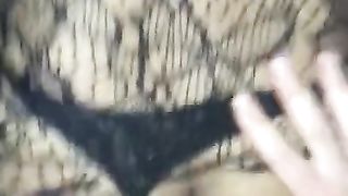 Sentando no seguranca